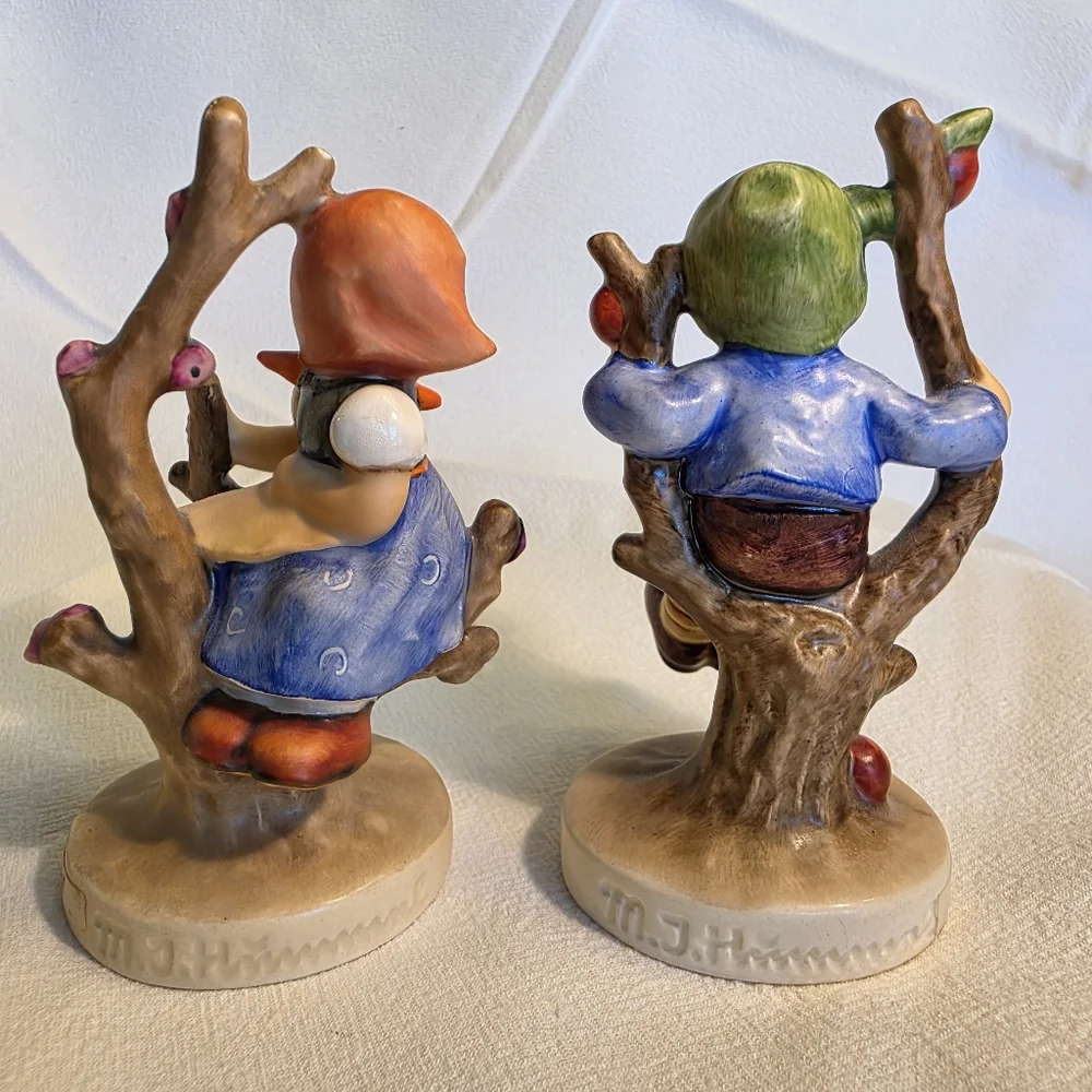 Vintage Goebel Hummel Apple Tree Boy And Apple Tree Girl Pair TMK 6 And 5